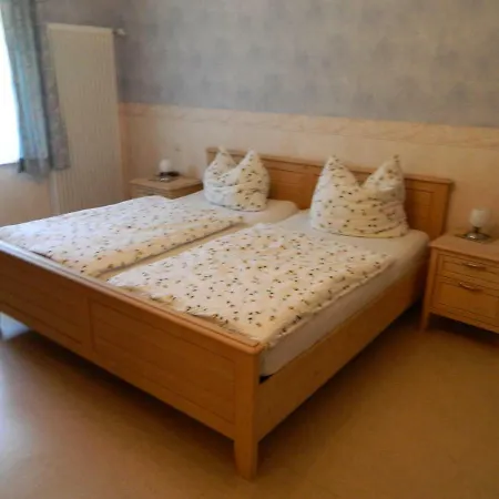 Apartamento Ferienhaus Zur Alten Burg Loesenich